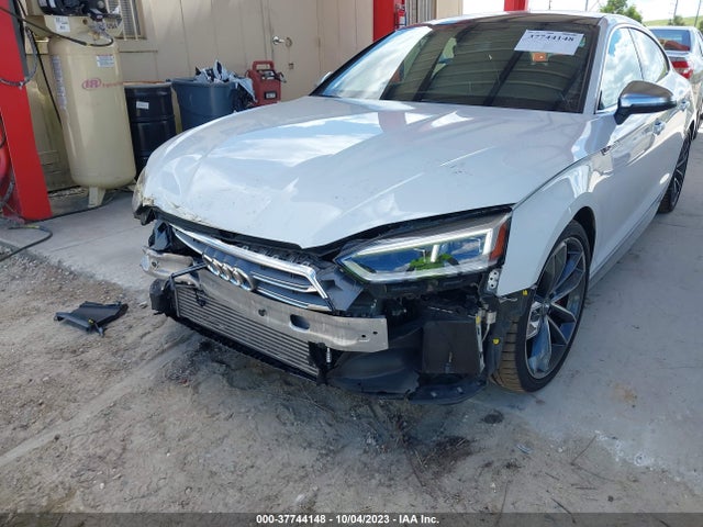 WAUB4CF55JA083970 Audi S5 Sportback Premium Plus