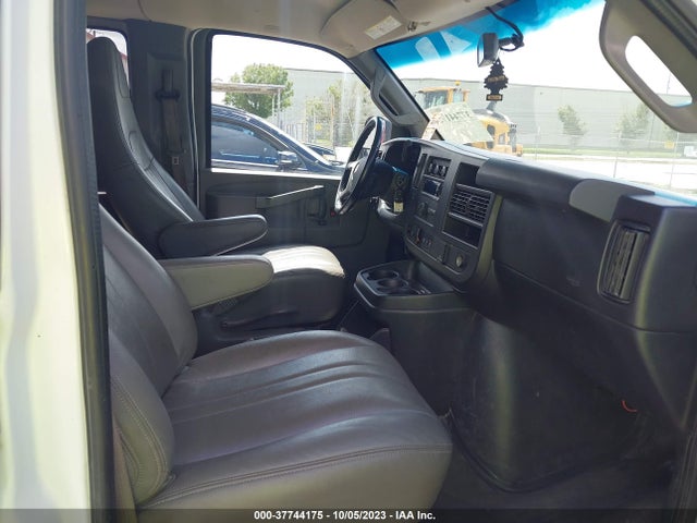 Chevrolet Express Passenger Ls 2019 1GAWGEFP6K1313793 Image 5