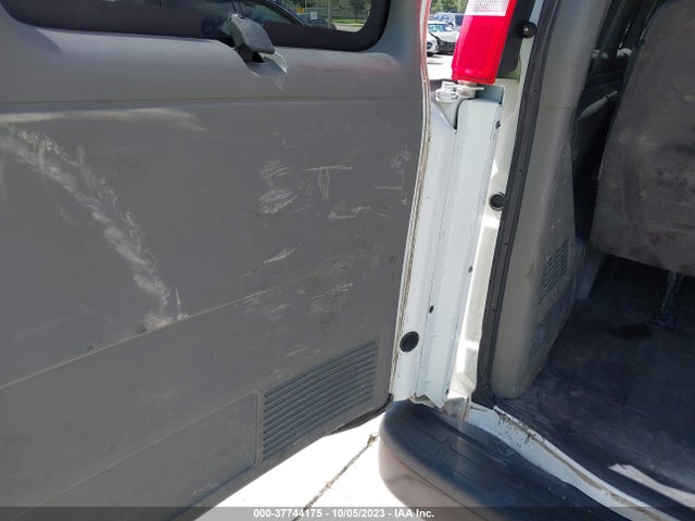 Chevrolet Express Passenger Ls 2019 1GAWGEFP6K1313793 Image 6