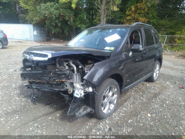 2018 SUBARU FORESTER TOURING VIN: JF2SJAWC8JH610620