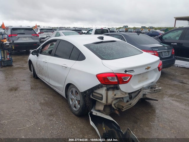 Chevrolet CRUZE LS 2017 1G1BC5SM3H7276827 Image 3