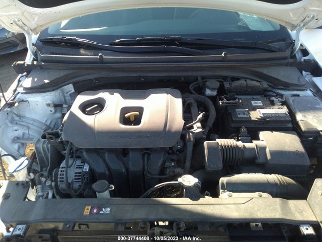 2020 HYUNDAI ELANTRA SEL VIN: 5NPD84LF8LH559580