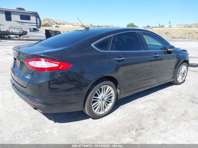 2015 FORD FUSION SE VIN: 3FA6P0HD2FR264378