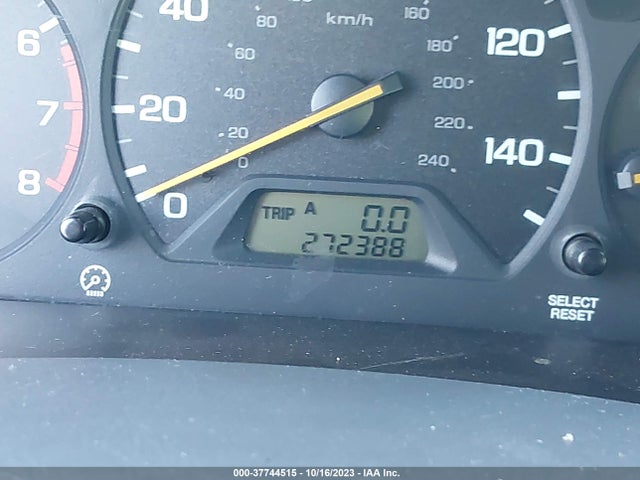 2000 HONDA ACCORD 3.0 EX VIN: 1HGCG1655YA008782