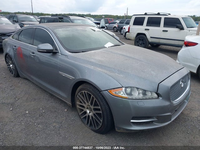 2013 JAGUAR XJ SAJWA1C70D8V52077 Photo 0