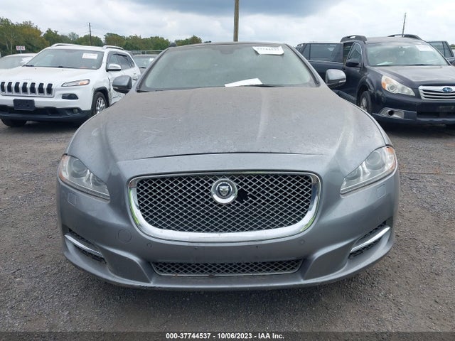 2013 JAGUAR XJ VIN: SAJWA1C70D8V52077