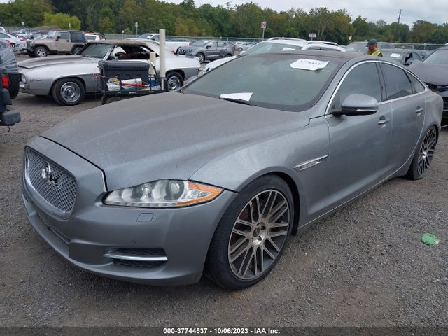 2013 JAGUAR XJ SAJWA1C70D8V52077 Photo 1