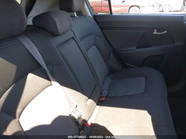 KNDPB3AC1F7703030 KIA Sportage Lx