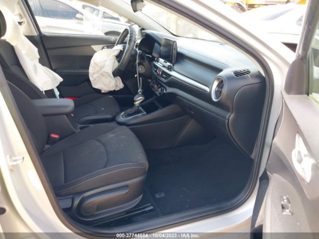 3KPF24AD1KE007840 KIA Forte Lxs