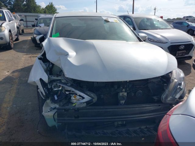 3N1AB7AP2HY335218 Nissan SENTRA SR