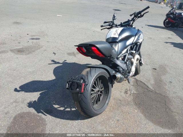 2016 DUCATI DIAVEL ZDM13BSW0GB029090 Photo 3