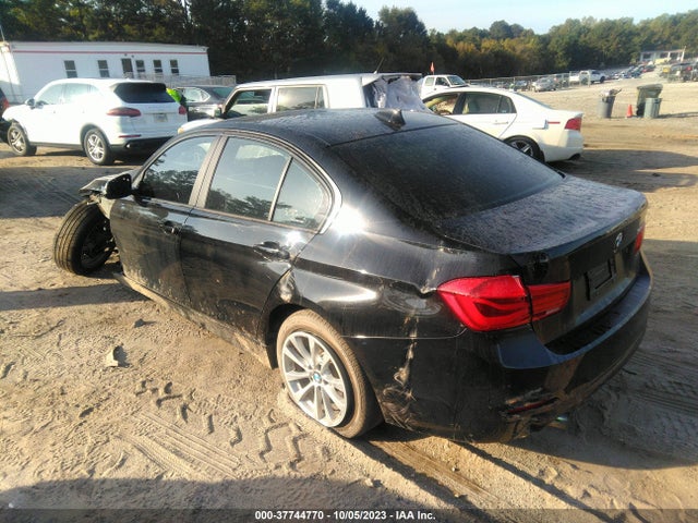 WBA8E1G52GNT35752 BMW 3 Series 320i