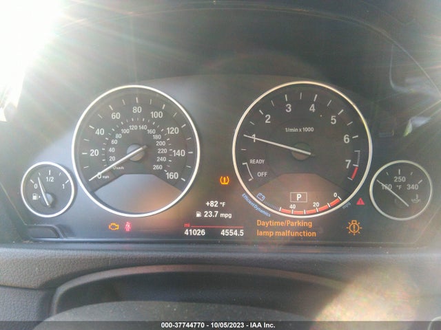 WBA8E1G52GNT35752 BMW 3 Series 320i