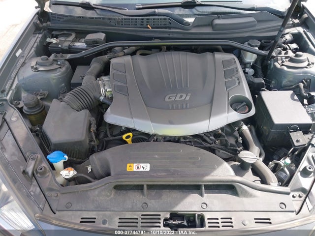 2016 HYUNDAI GENESIS 3.8 ULTIMATE VIN: KMHHU6KJ8GU136391