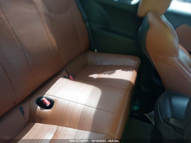 2016 HYUNDAI GENESIS 3.8 ULTIMATE VIN: KMHHU6KJ8GU136391