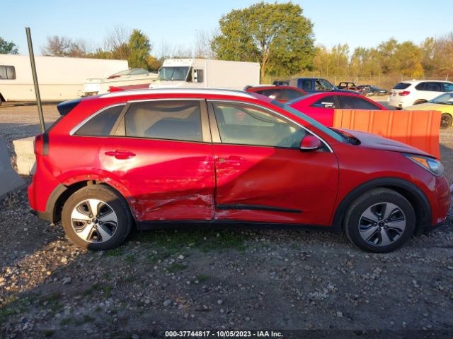 KNDCC3LC4H5088724 KIA NIRO EX