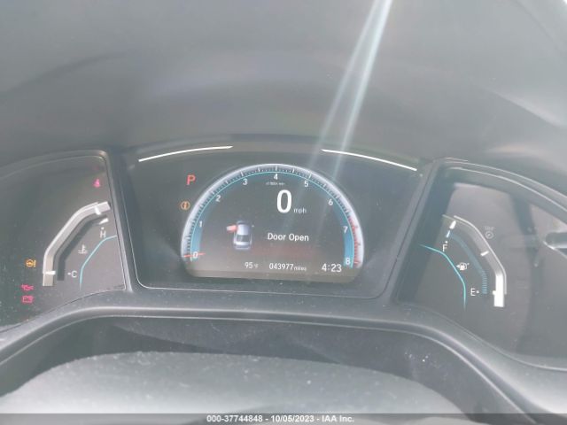 19XFC2F6XKE049077 Honda Civic Sedan Lx