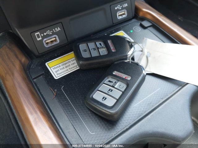 2021 HONDA CR-V HYBRID TOURING VIN: 7FART6H94ME022471
