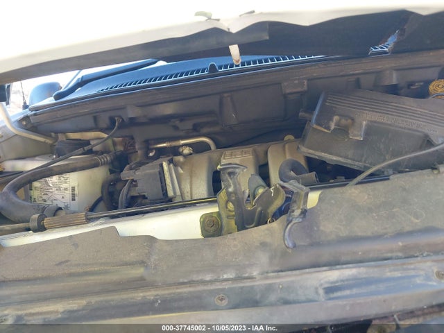 1998 DODGE GRAND CARAVAN SE VIN: 2B4GP44R3WR703565