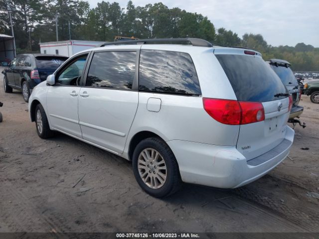 2007 TOYOTA SIENNA 5TDBK22C07S002439 Photo 2