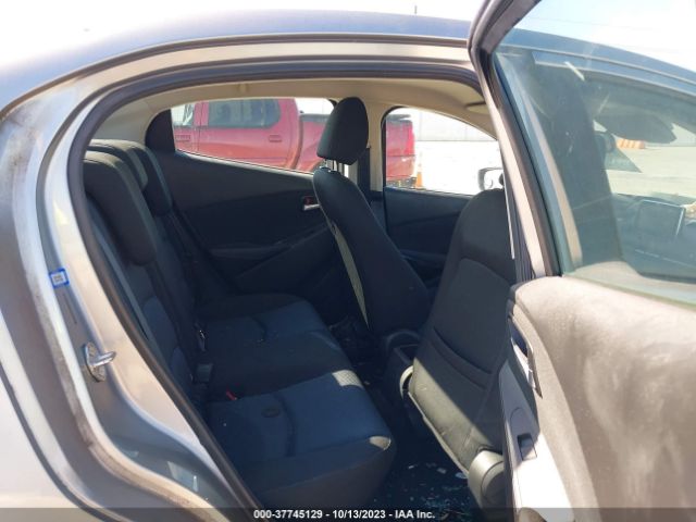 3MYDLBZV1GY105523 Scion IA