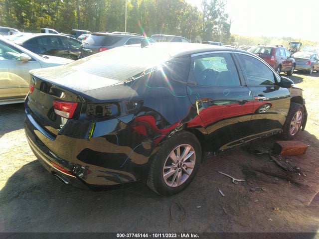 KIA Optima Lx 2018 5XXGT4L33JG223720 Image 4