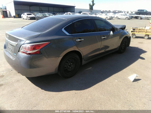 Nissan Altima 2.5 S 2014 1N4AL3AP3EN367063 Image 4