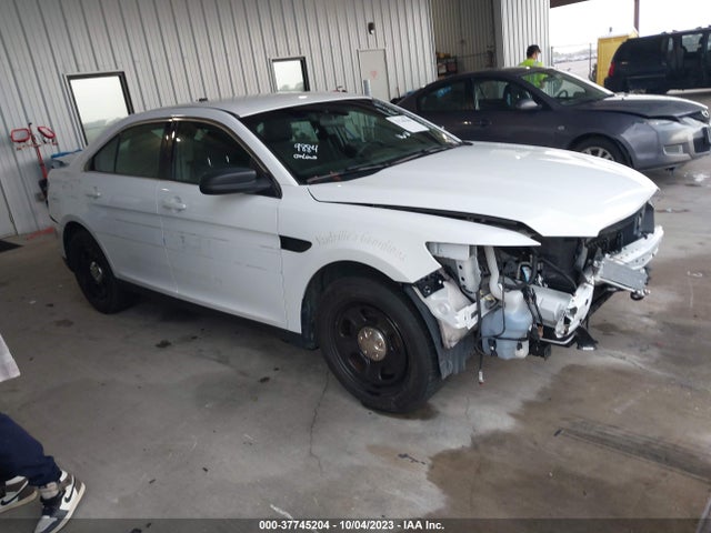 2018 1FAHP2L89JG143653 main image