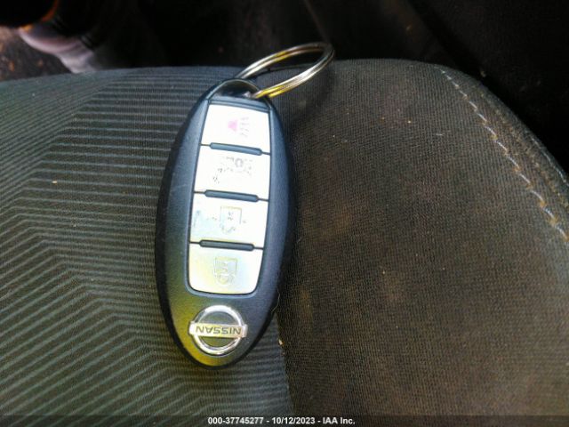 KNMAT2MV0FP525444 Nissan ROGUE SV