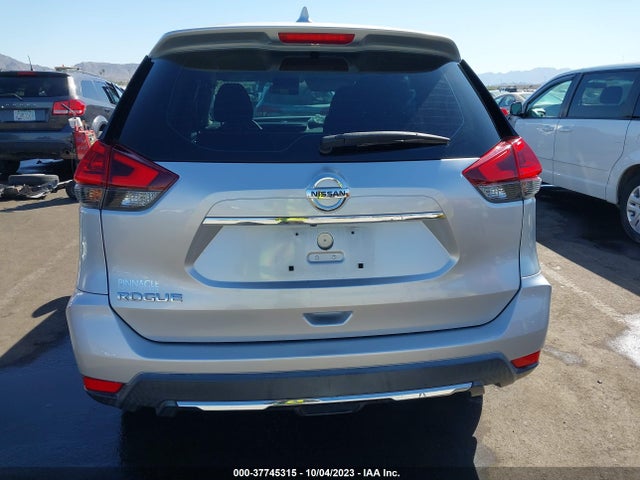 2018 NISSAN ROGUE S VIN: KNMAT2MT5JP622887