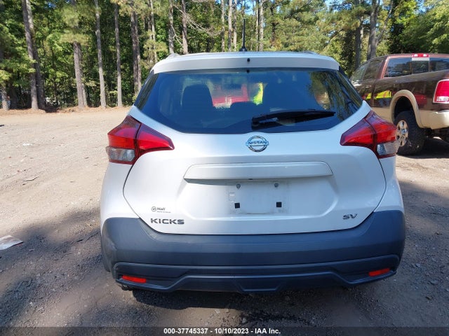2019 NISSAN KICKS SV VIN: 3N1CP5CU8KL528222