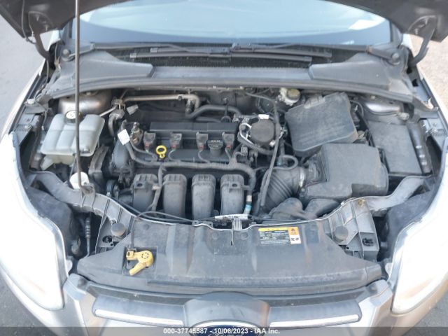 1FADP3F27EL216172 Ford FOCUS SE