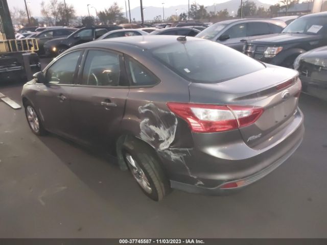 1FADP3F27EL216172 Ford FOCUS SE