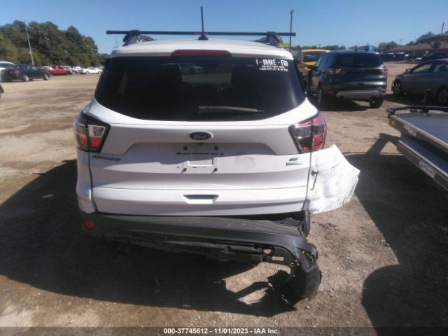 1FMCU0GD8JUA38544 Ford ESCAPE SE