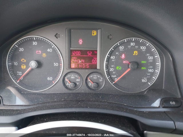 2006 VOLKSWAGEN JETTA SEDAN 1.9L TDI VIN: 3VWST71K56M033894