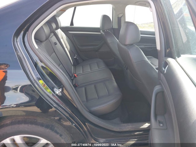 2006 VOLKSWAGEN JETTA SEDAN 1.9L TDI VIN: 3VWST71K56M033894