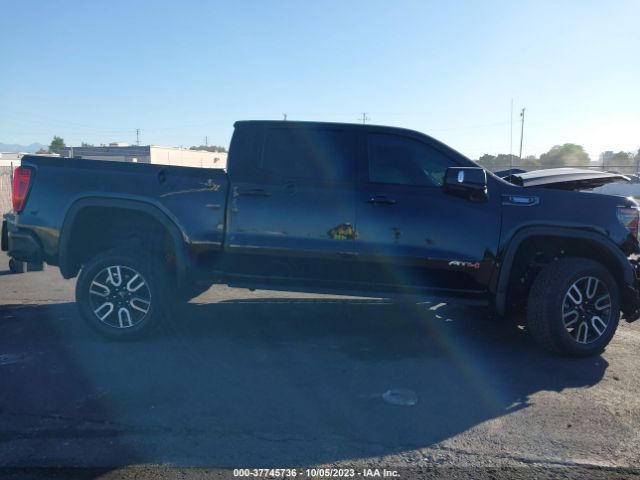 1GTUUEET4NZ624957 GMC Sierra 1500 At4