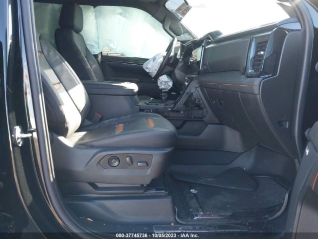 1GTUUEET4NZ624957 GMC Sierra 1500 At4