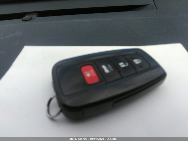 2018 TOYOTA CAMRY 4T1B11HK3JU674764 Photo 10