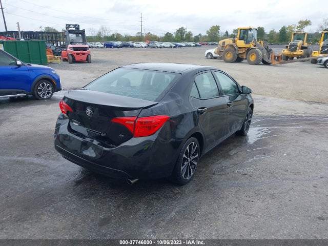 2018 TOYOTA COROLLA SE VIN: 2T1BURHE0JC033833