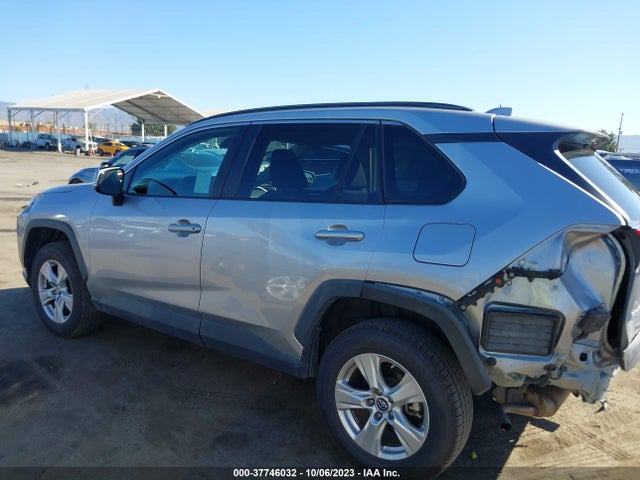 2019 TOYOTA RAV4 XLE VIN: 2T3P1RFV9KC017446