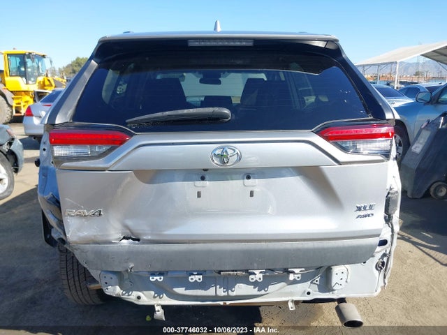 2019 TOYOTA RAV4 XLE VIN: 2T3P1RFV9KC017446