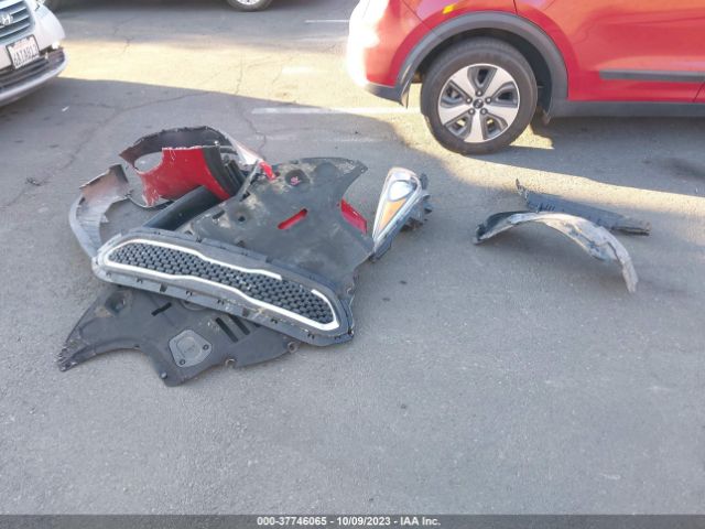 KNDCB3LC3J5156908 KIA NIRO LX