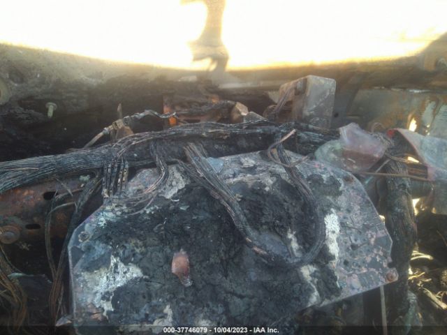 2018 TOYOTA RAV4 HYBRID JTMRJREV3JD250808 Photo 6