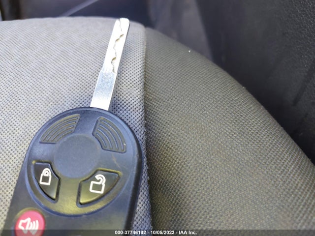 Ford ESCAPE SE 2017 1FMCU9G93HUA51602 Image 11