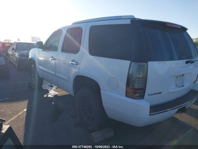 2007 GMC YUKON DENALI 1GKFK63867J235679 Photo 2