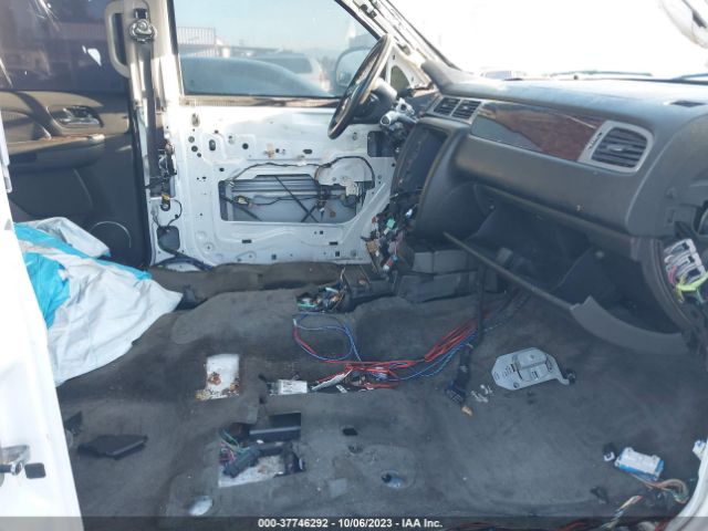 2007 GMC YUKON DENALI 1GKFK63867J235679 Photo 4