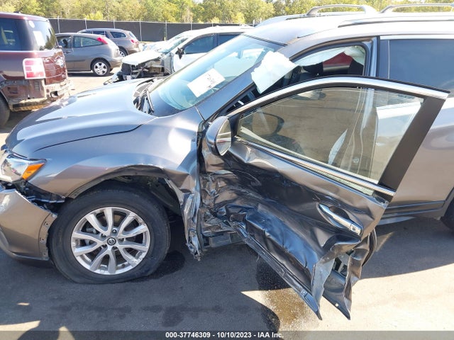 2020 NISSAN ROGUE S FWD VIN: JN8AT2MT8LW002029
