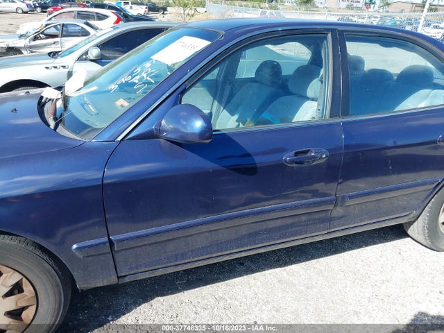 2005 KIA OPTIMA LX/EX VIN: KNAGD126155396537