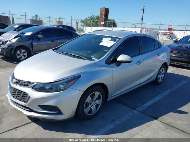 Chevrolet CRUZE LS 2018 1G1BC5SM6J7161273 Image 2
